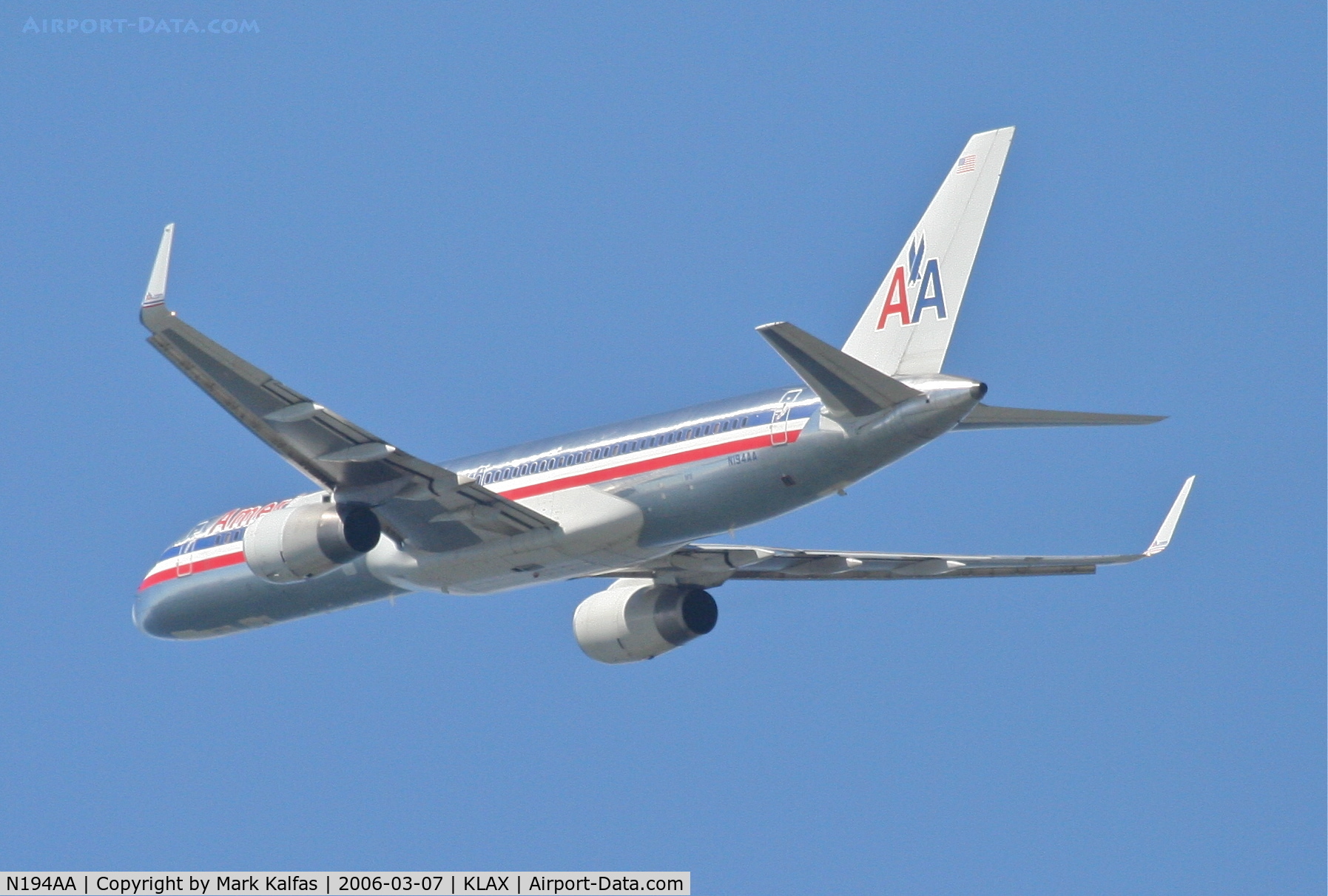 N194AA, 2001 Boeing 757-223 C/N 32388, American Airlines Boeing 757-223, 25R departure KLAX.