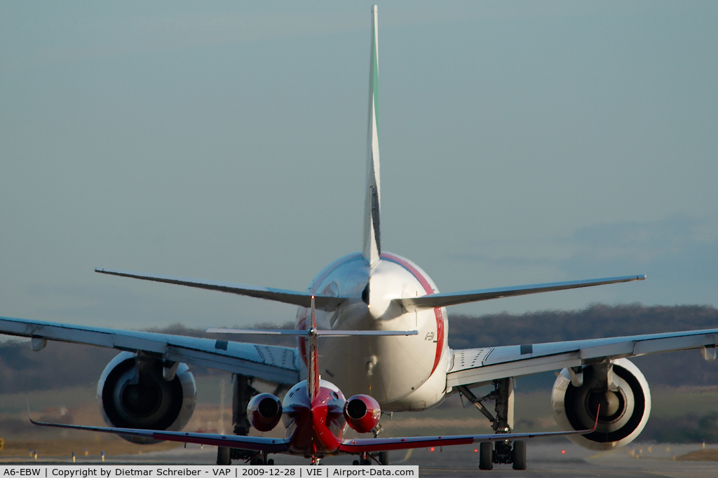 A6-EBW, 2006 Boeing 777-36N/ER C/N 32793, Emirates Boeing 777-300