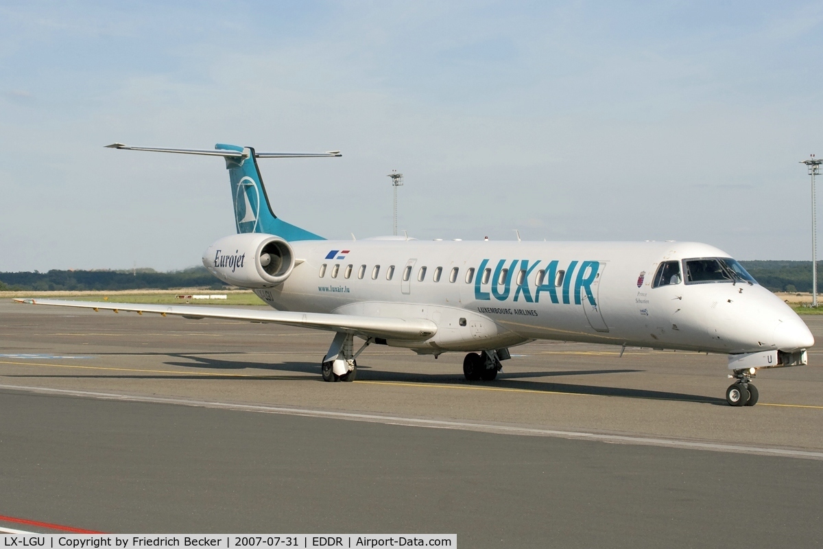 LX-LGU, 1998 Embraer EMB-145EP (ERJ-145EP) C/N 145084, taxying to the active