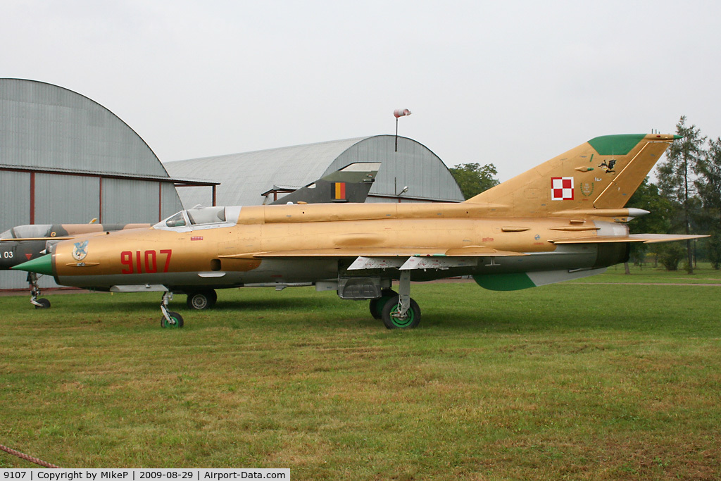 9107, Mikoyan-Gurevich MiG-21MF C/N 969107, On display at the Polish Aviation Museum in Krakow.
