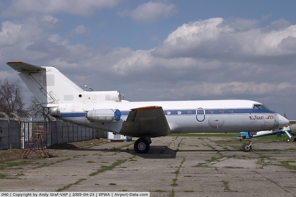 040, Yakovlev Yak-40 C/N 9541643, Polish Air Force Y40