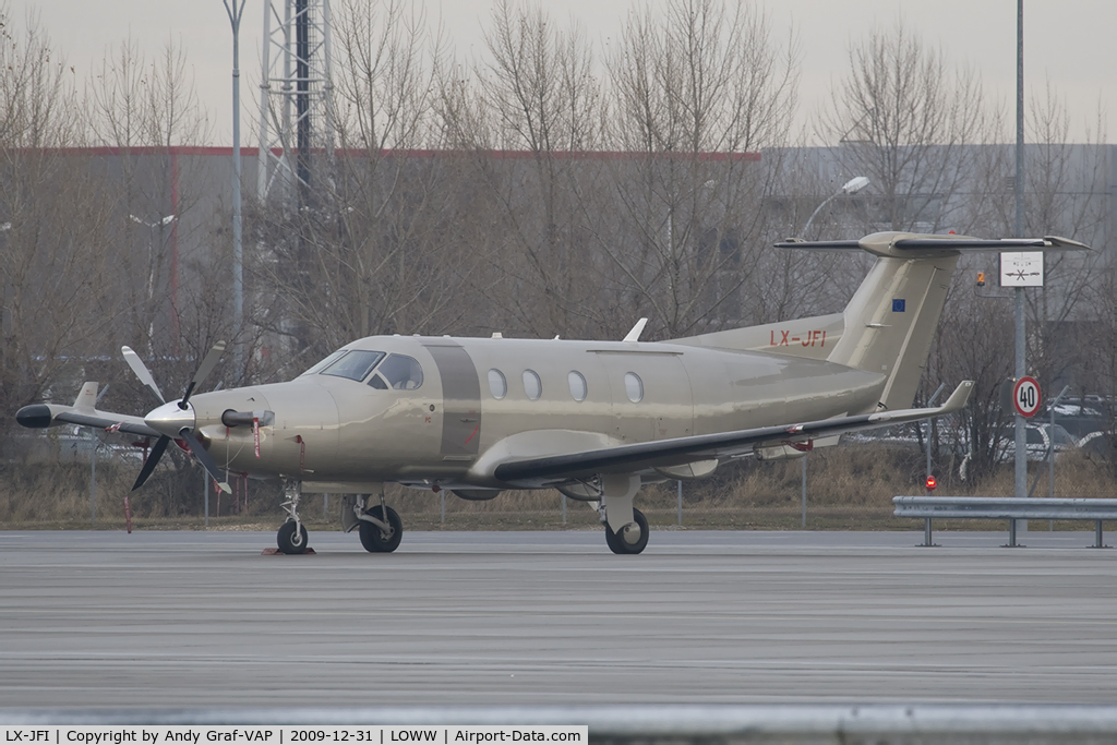 LX-JFI, 2004 Pilatus PC-12/45 C/N 574, PC12
