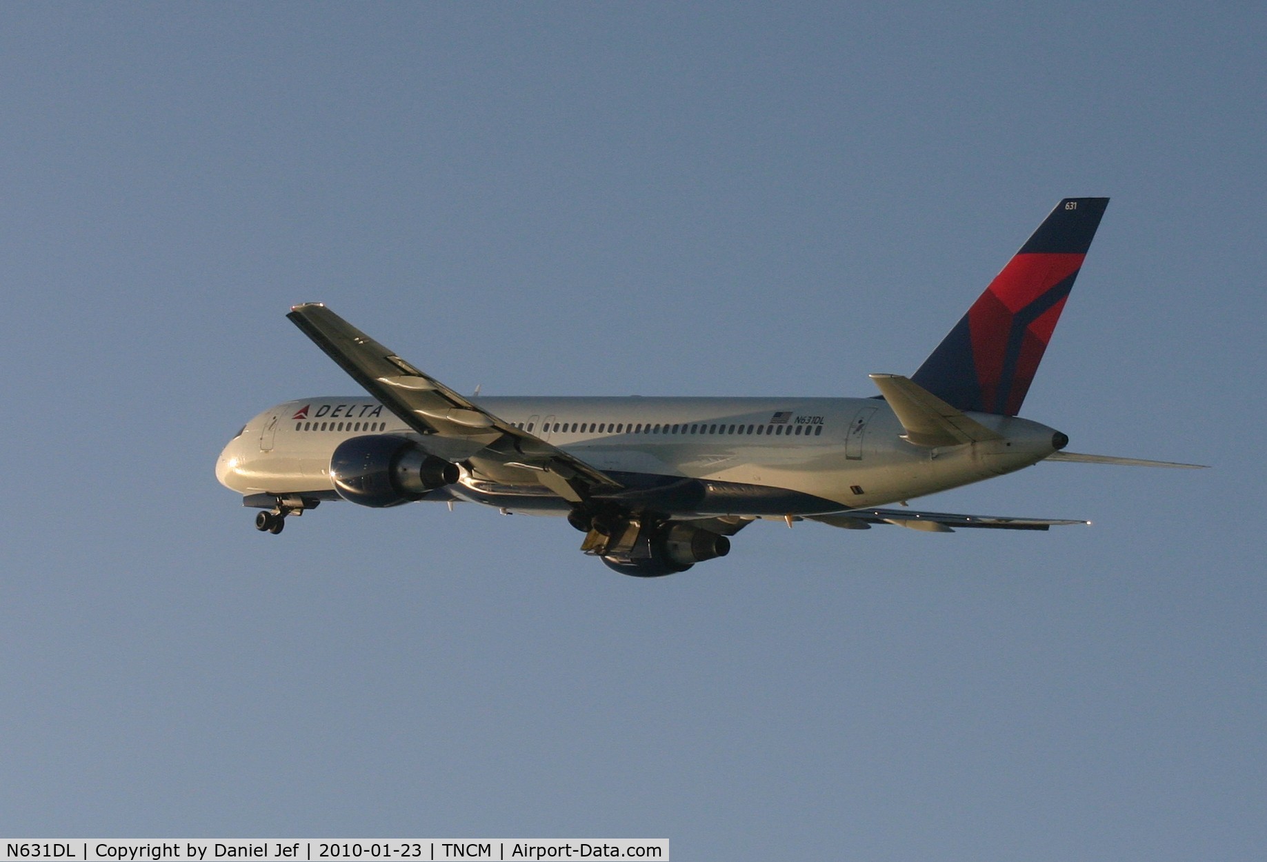 N631DL, 1987 Boeing 757-232 C/N 23612, Delta N631DL into the sunset at TNCM