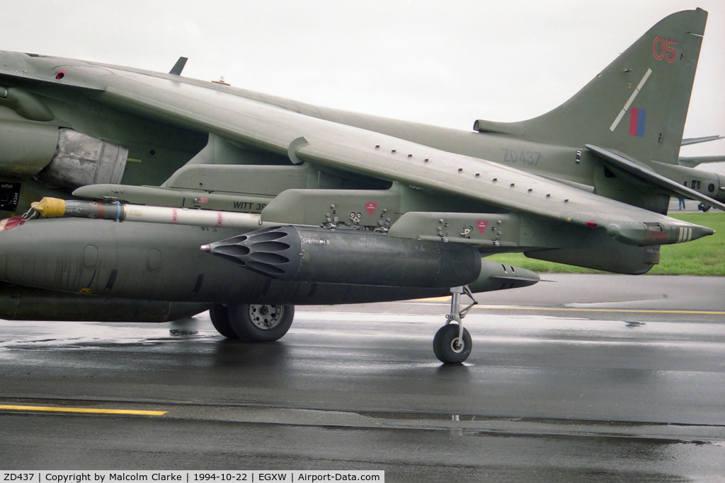 ZD437, British Aerospace Harrier GR.7 C/N P49, British Aerospace Harrier GR7 at RAF Waddington's Photocall in 1994.