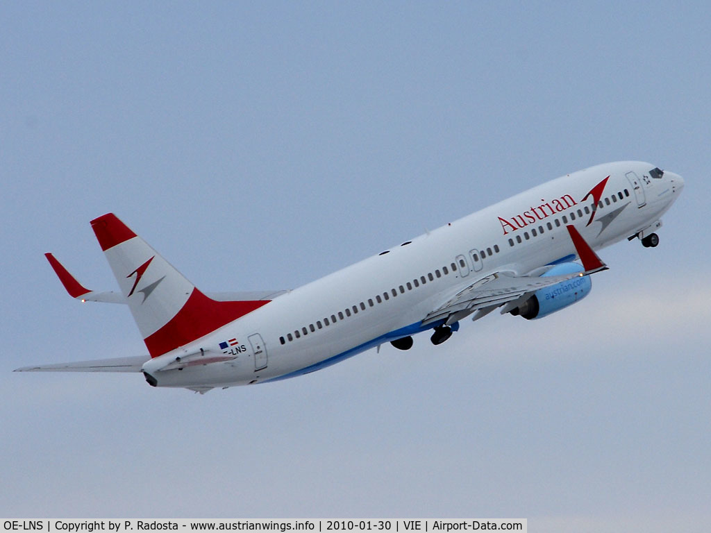 OE-LNS, 2005 Boeing 737-8Z9 C/N 34262, First 737-800 in Austrian Airlines colors