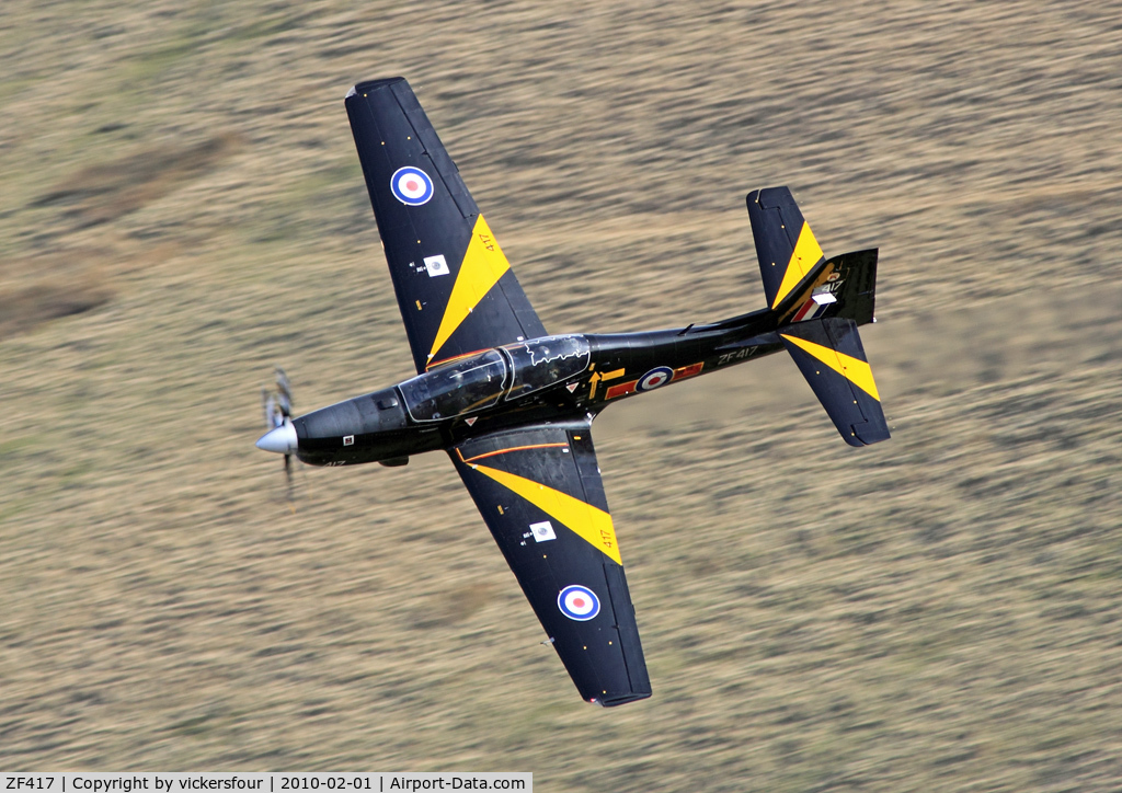 ZF417, 1992 Short S-312 Tucano T1 C/N S136/T107, Royal Air Force. Operated by 207 (R) Squadron. M6 Pass, Cumbria.