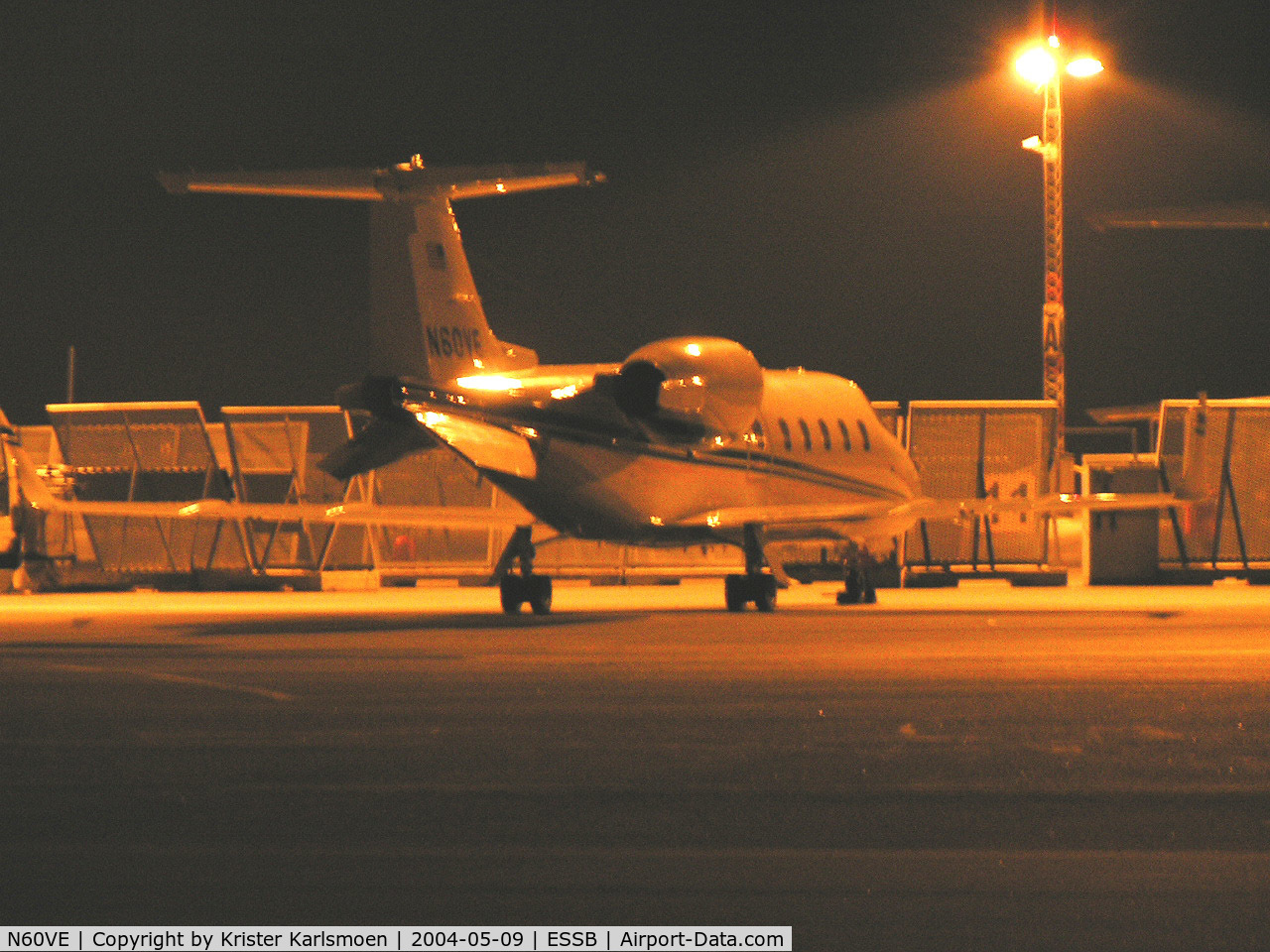 N60VE, 2001 Learjet Inc 60 C/N 222, Parked for the night