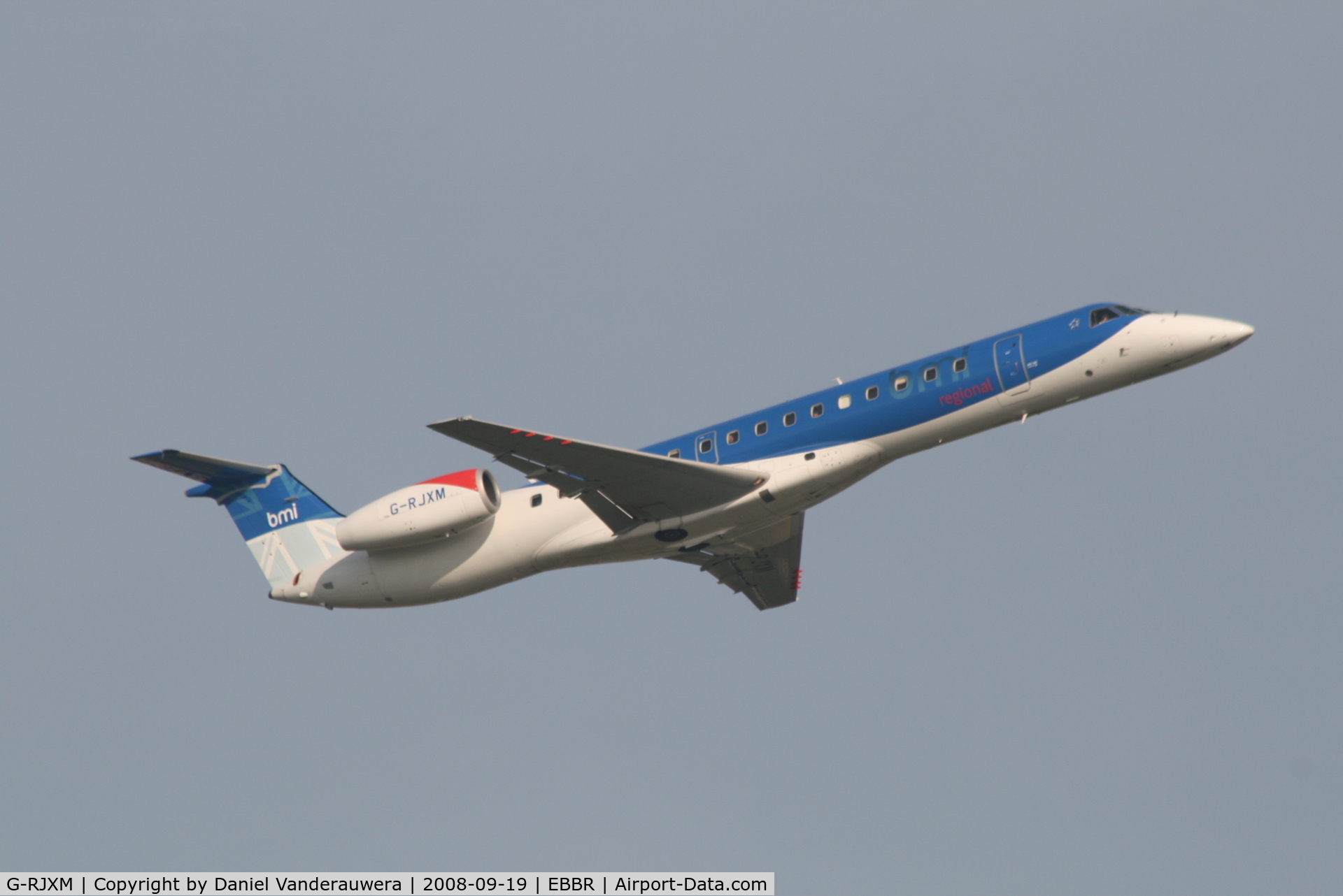 G-RJXM, 2000 Embraer ERJ-145MP (EMB-145MP) C/N 145216, Flight BD628 is taking off from RWY 07R