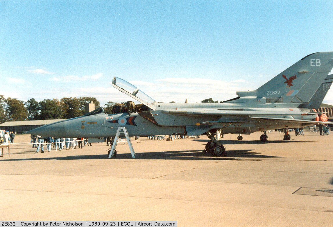 ZE832, 1988 Panavia Tornado F.3 C/N AS076/721/3329, Tornado F.3 of 23 Squadron on display at the 1989 RAF Leuchars Airshow.