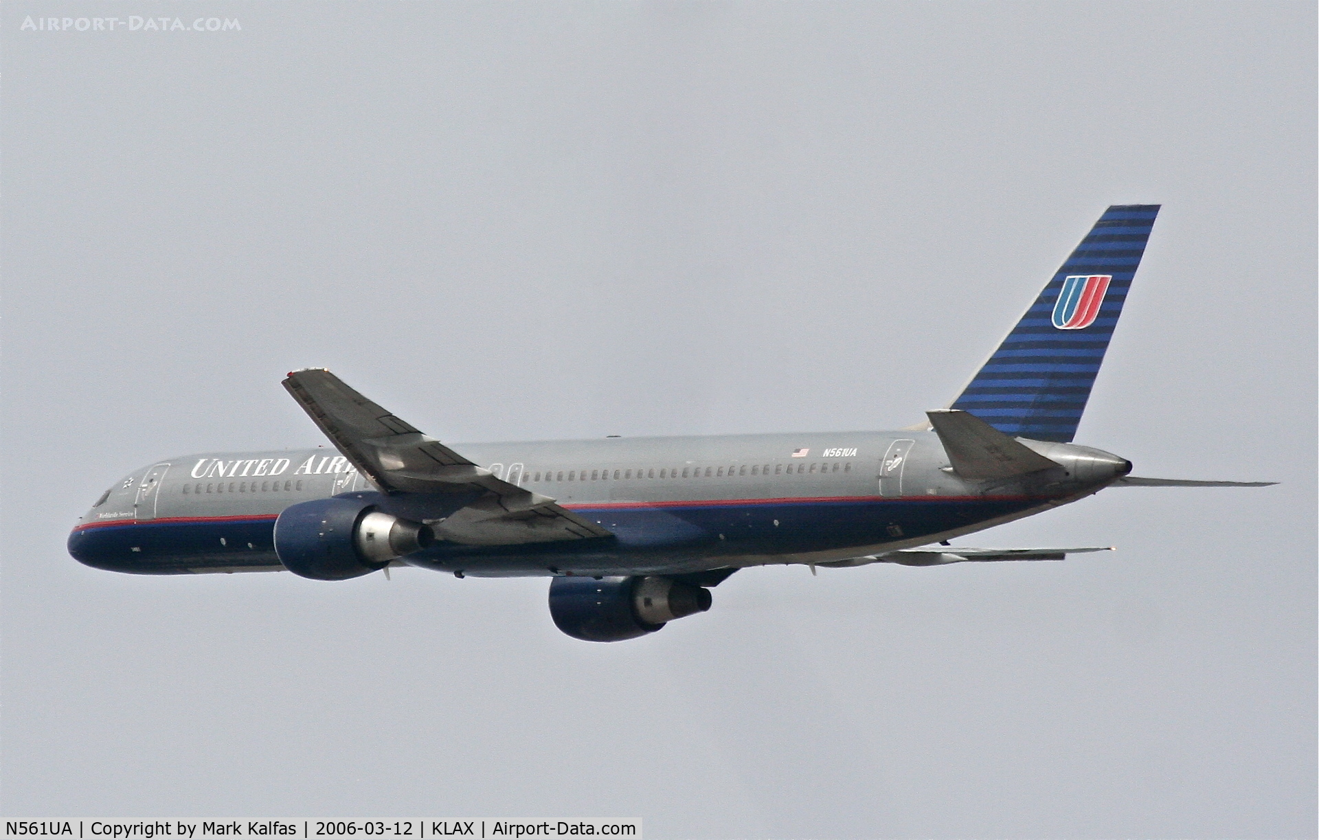 N561UA, 1992 Boeing 757-222 C/N 26661, United Airlines Boeing 757-222, N561UA RWY 25R departure KLAX.