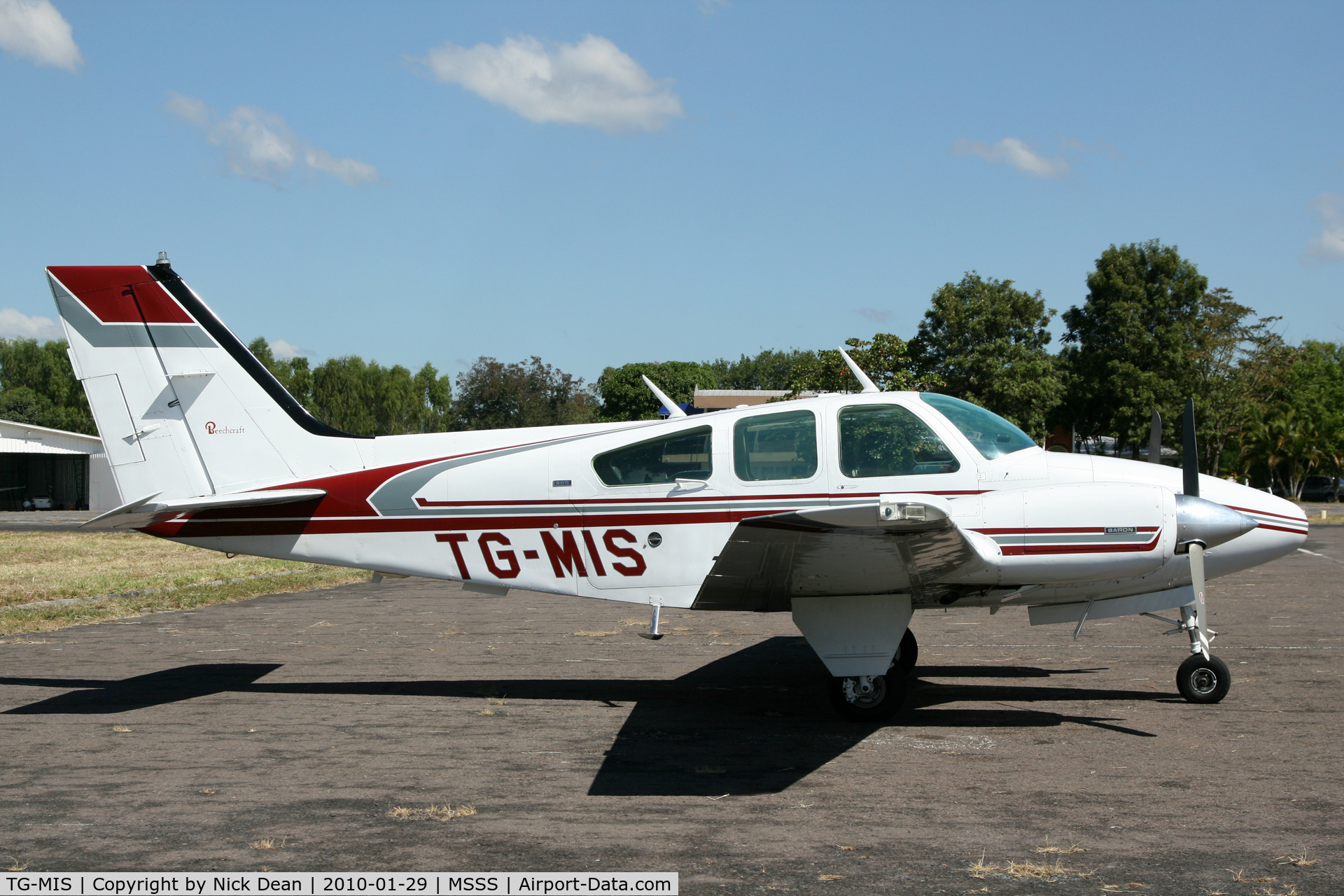 TG-MIS, 1974 Beechcraft 95-B55 Baron C/N TC-1781, MSSS