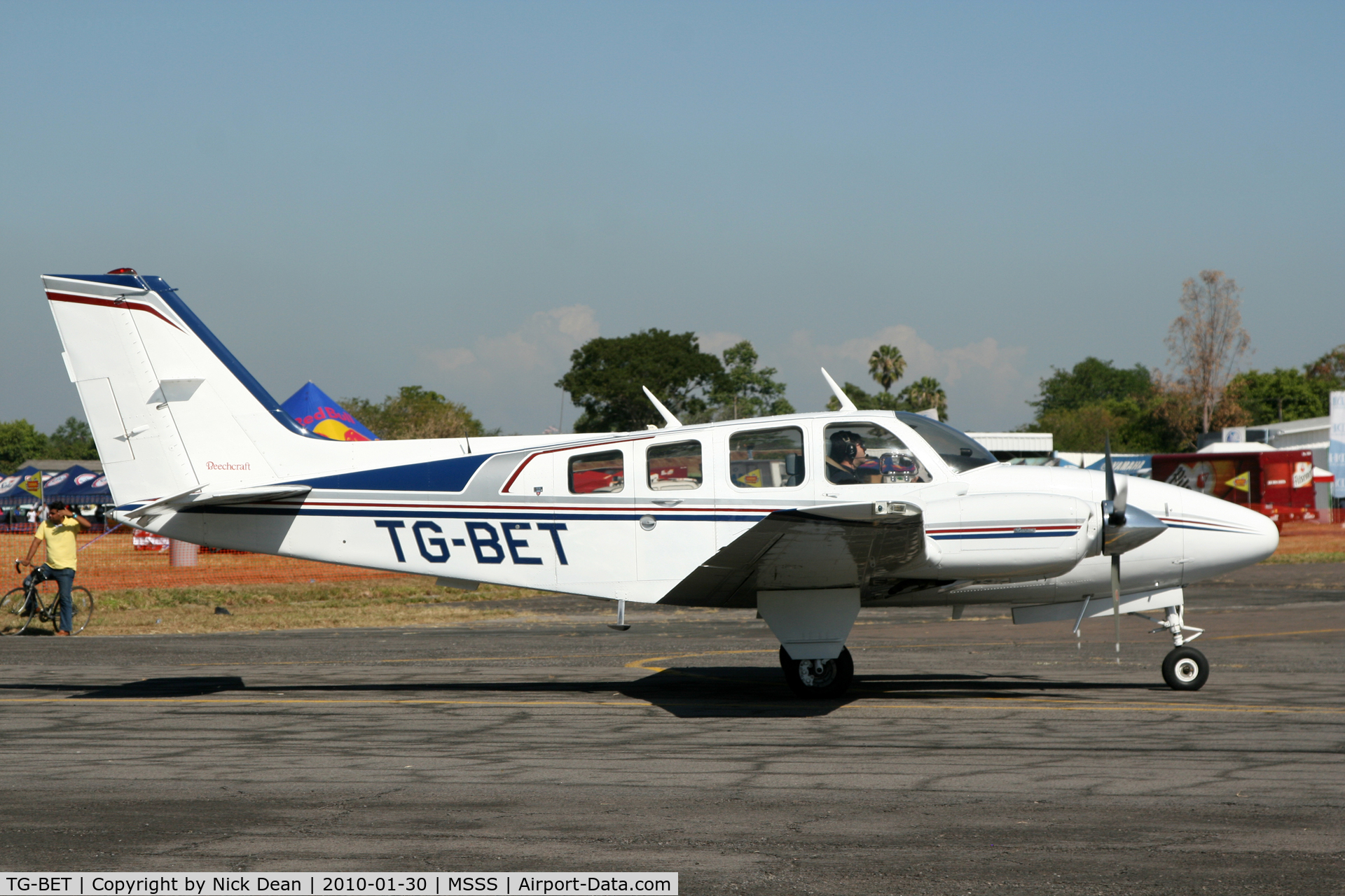 TG-BET, 1977 Beech 58 Baron Baron C/N TH-873, MSSS