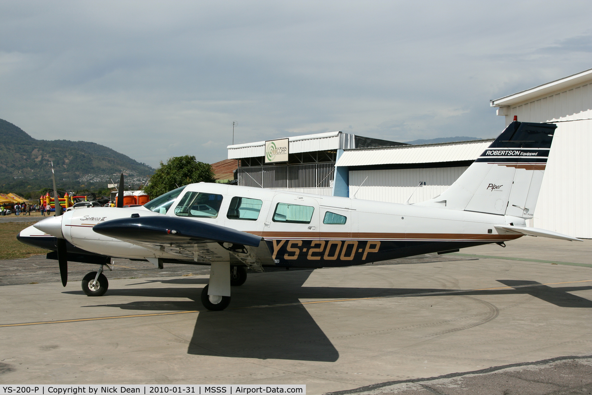 YS-200-P, 1977 Piper PA-34-200T C/N 34-7770417, MSSS