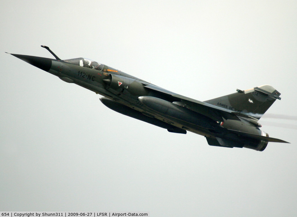 654, Dassault Mirage F.1CR C/N 654, Demo flight during LFSR Airshow 2009