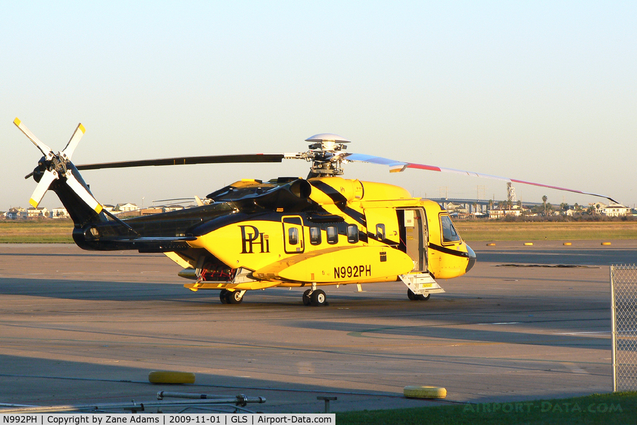 N992PH, 2007 Sikorsky S-92A C/N 920055, PHI Helicopters at Galveston