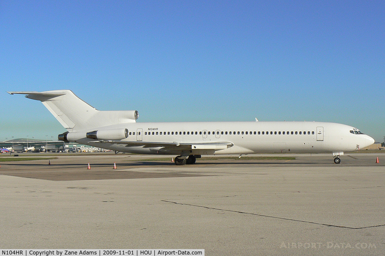 N104HR, 1979 Boeing 727-223 C/N 21525, At Houston Hobby Airport