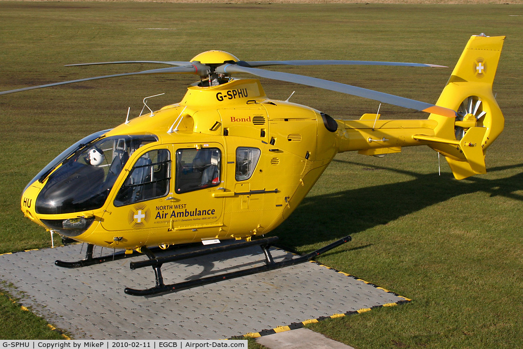 G-SPHU, 2002 Eurocopter EC-135T-2 C/N 0245, Waiting for the next tasking.
