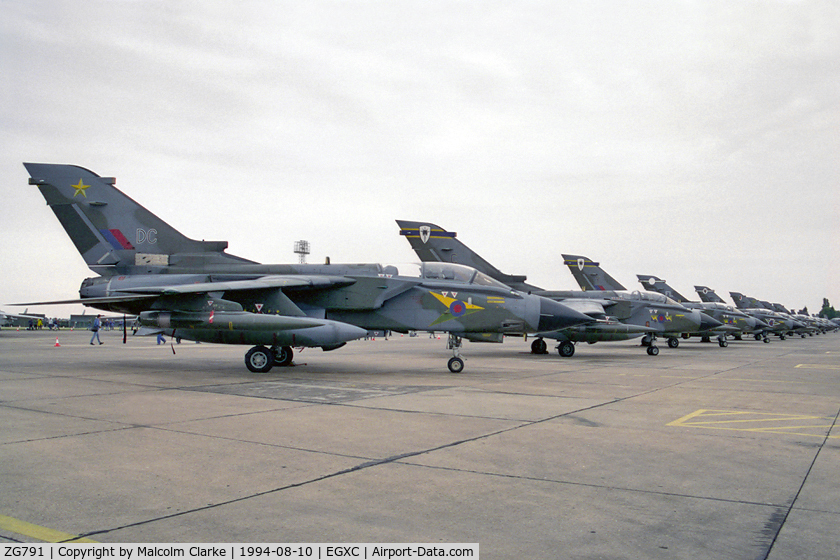 ZG791, 1992 Panavia Tornado GR.1 C/N 913/BS190/3454, Panavia Tornado GR1 From RAF No 31 Sqn, Bruggen and seen in a line-up of 'GR's' at RAF Coningsby's Photocall 94.