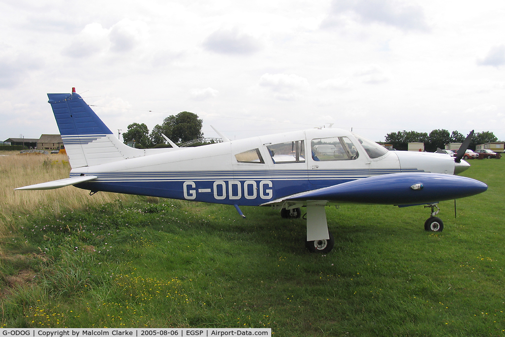 G-ODOG, 1972 Piper PA-28R-200-2 Cherokee Arrow II C/N 28R-7235197, Piper PA-28R-200 Cherokee Arrow II at Peterborough Sibson in 2005.