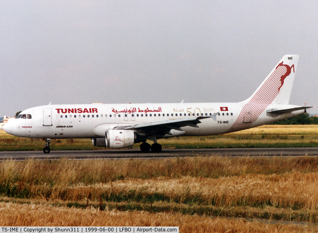 TS-IME, 1990 Airbus A320-211 C/N 123, Taxiing to the gate in old livery and with additional '50 years anniversary' sticker...
