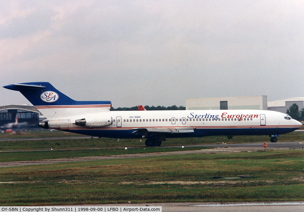 OY-SBN, 1981 Boeing 727-2B7 C/N 22163, Taxiing for departure...