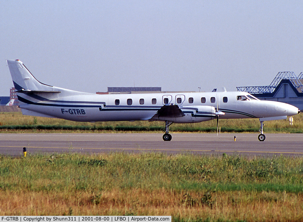 F-GTRB, 1982 Fairchild Swearingen SA-227AC Metro III C/N AC-519, Lining up rwy 14L for departure...