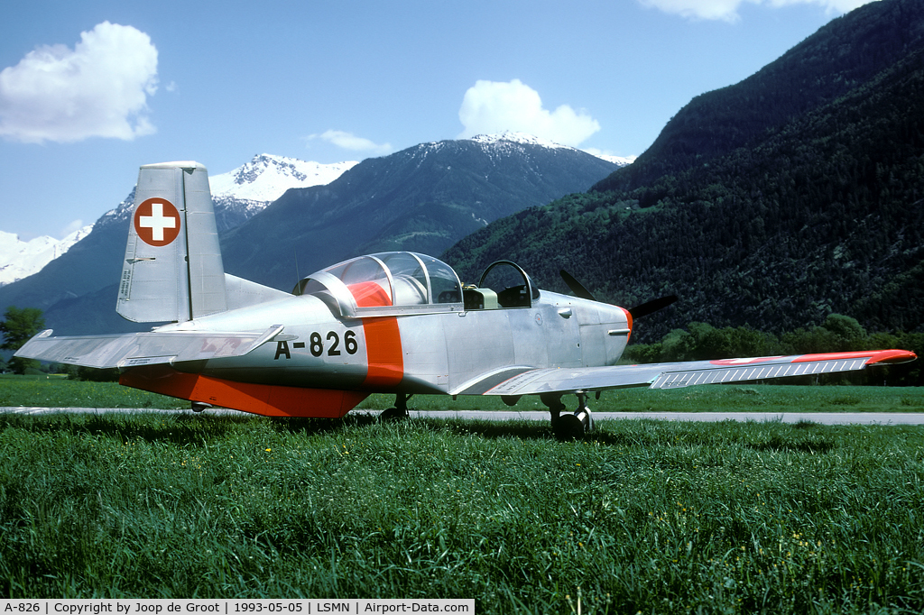 A-826, Pilatus P3-05 C/N 464-13, In 1993 the last WK was held at Raron AB. Some Pilatus P-3 attended as light transports.