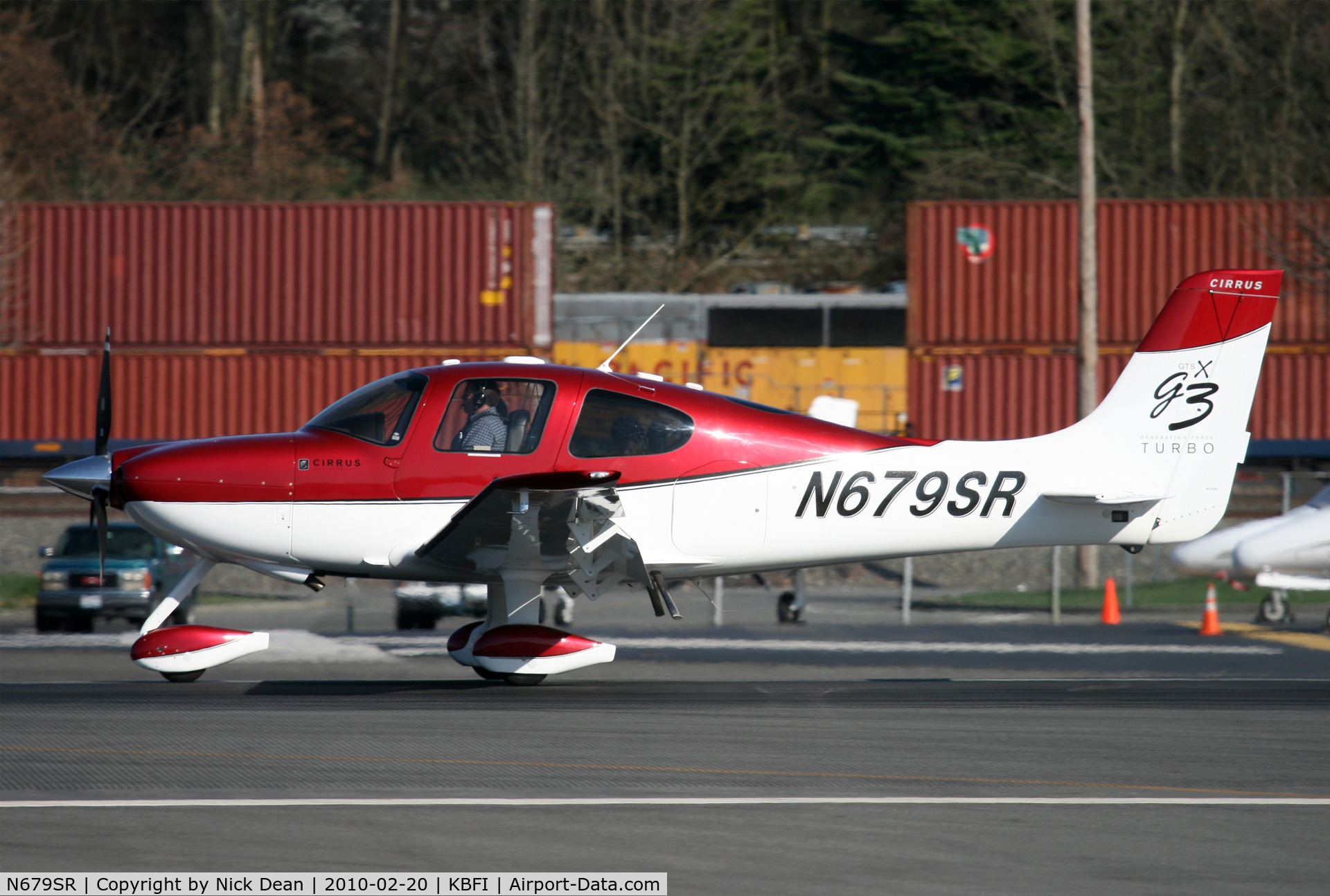 N679SR, 2007 Cirrus SR22 C/N 2879, KBFI