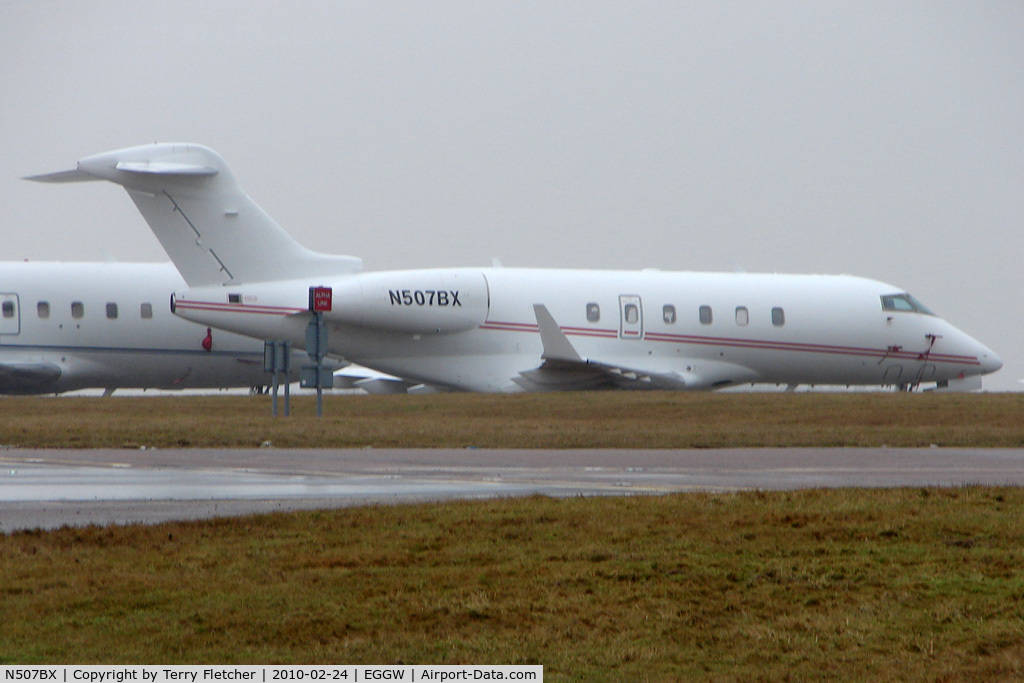 N507BX, 2003 Bombardier Challenger 300 (BD-100-1A10) C/N 20008, Bombardier CL300 at Luton - parked on Ocean Sky ramp
