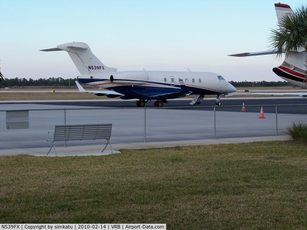 N539FX, 2008 Bombardier Challenger 300 (BD-100-1A10) C/N 20202, From right outside CJ Cannons