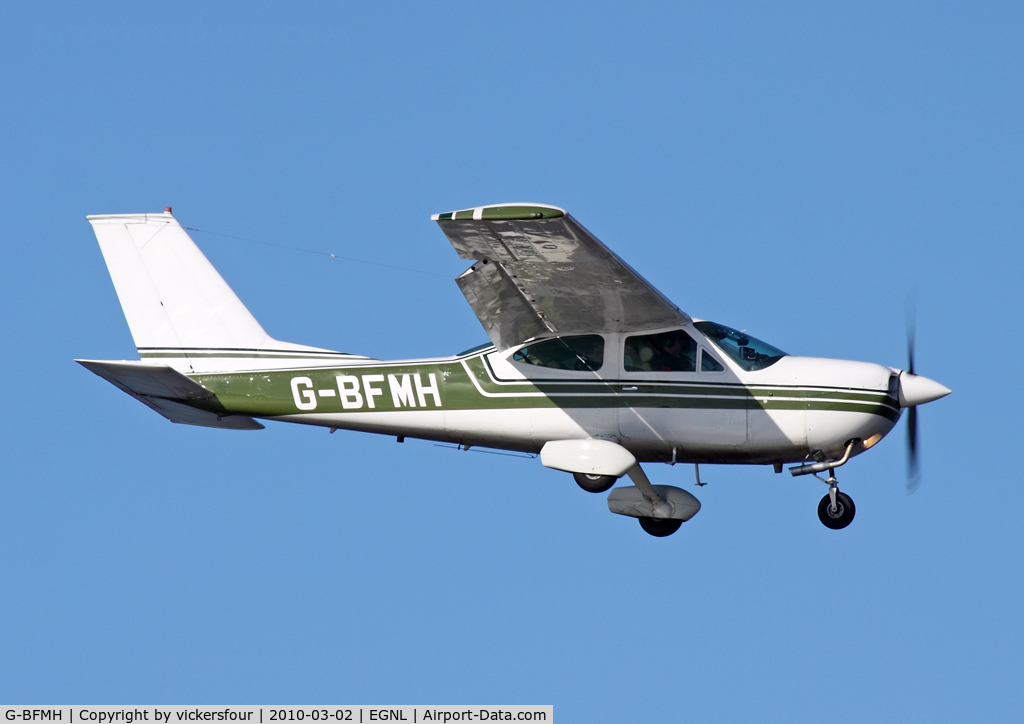 G-BFMH, 1973 Cessna 177B Cardinal C/N 17702034, Privately operated