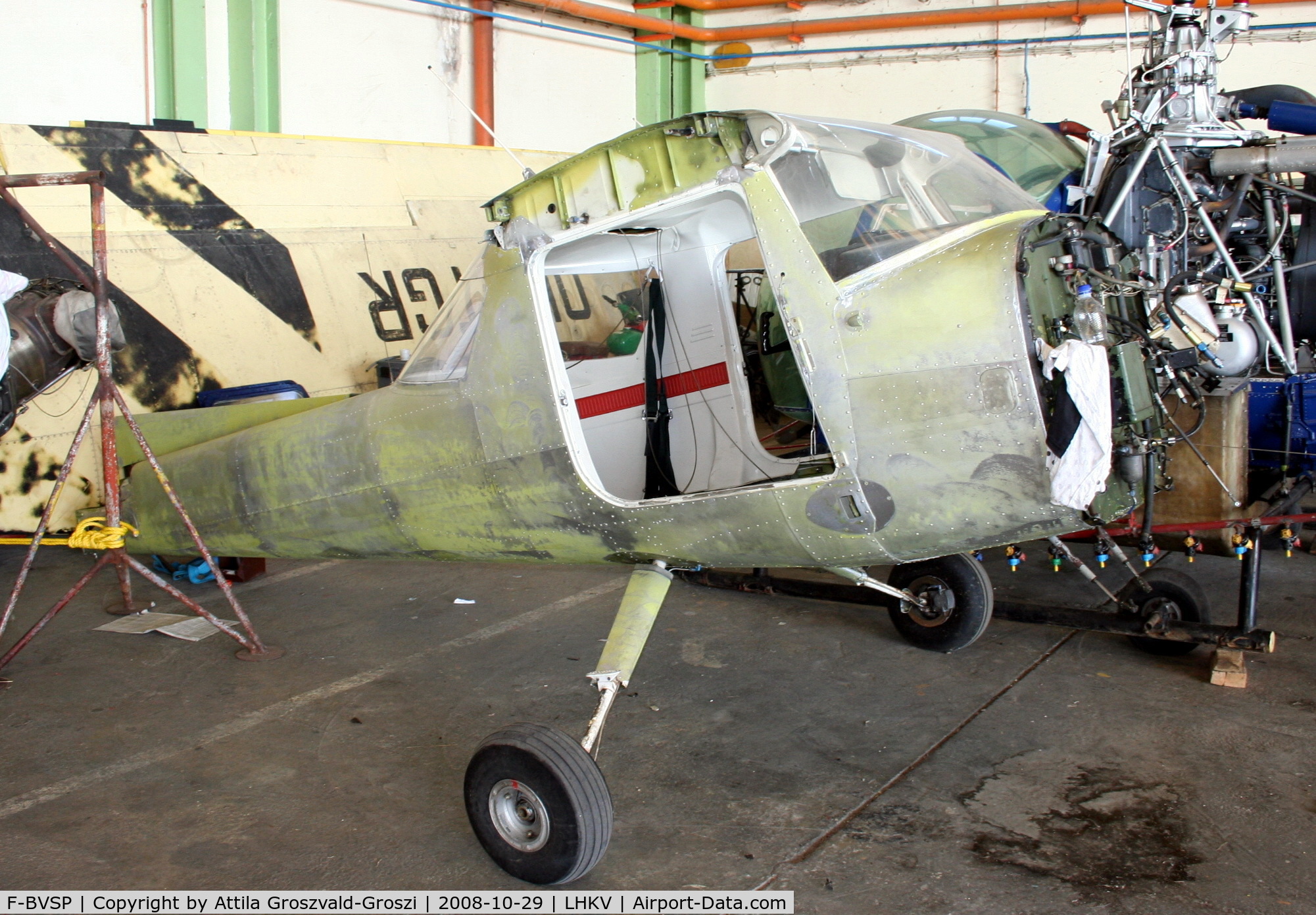 F-BVSP, Reims FRA150L Aerobat C/N 0248, Hungary-Kaposújlak airport hangar. - Prepared for painting.