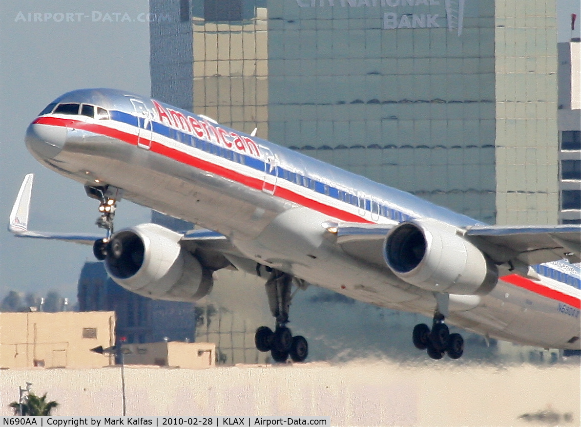 N690AA, 1993 Boeing 757-223 C/N 25696, American Airlines Boeing 757-223 