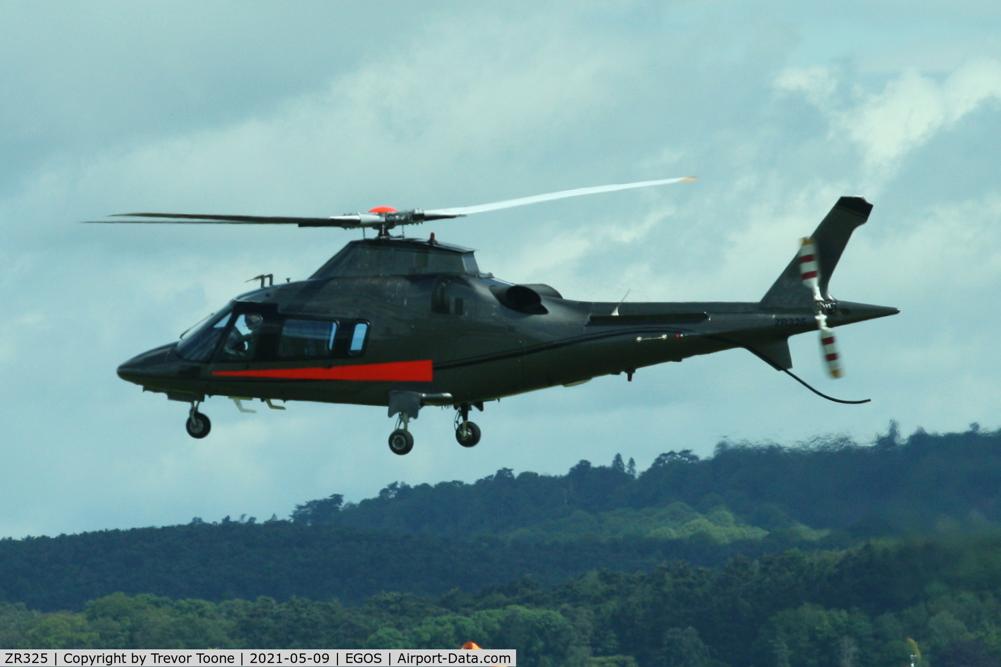 ZR325, 2000 Agusta A-109E Power C/N 11056, Agusta A.109E c/n 11056