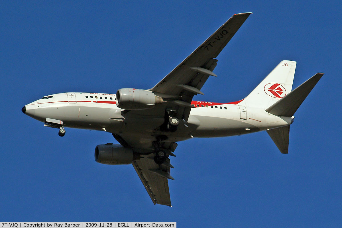 7T-VJQ, 2002 Boeing 737-6D6 C/N 30209, Boeing 737-6D6 [30209] (Air Algerie) Home~G 28/11/2009. On approach 27R 3 miles out.