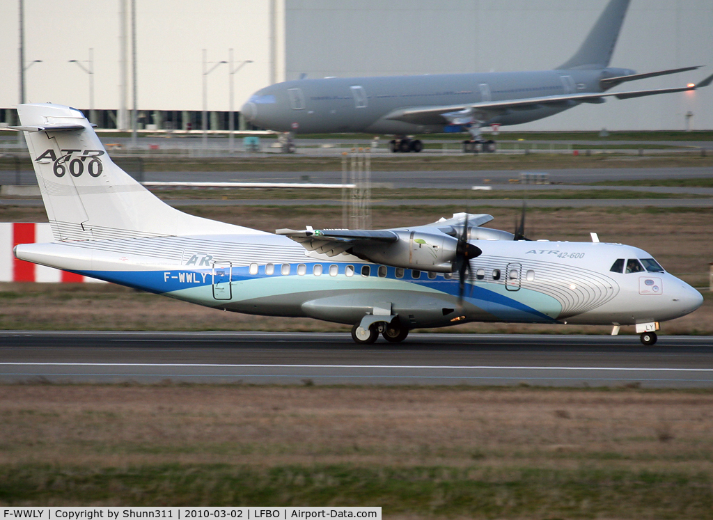 F-WWLY, 2010 ATR 42-600 C/N 811, C/n 811 - ATR42-600 prototype