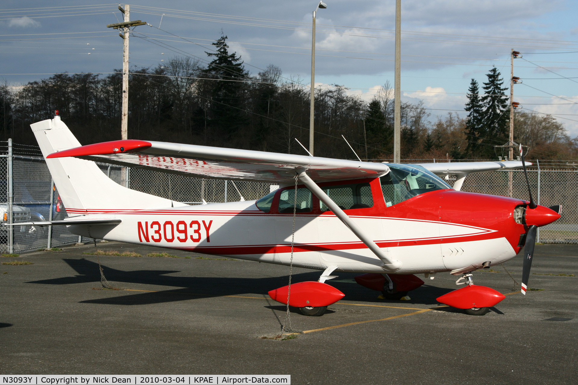 N3093Y, 1962 Cessna 182E Skylane C/N 18254093, KPAE