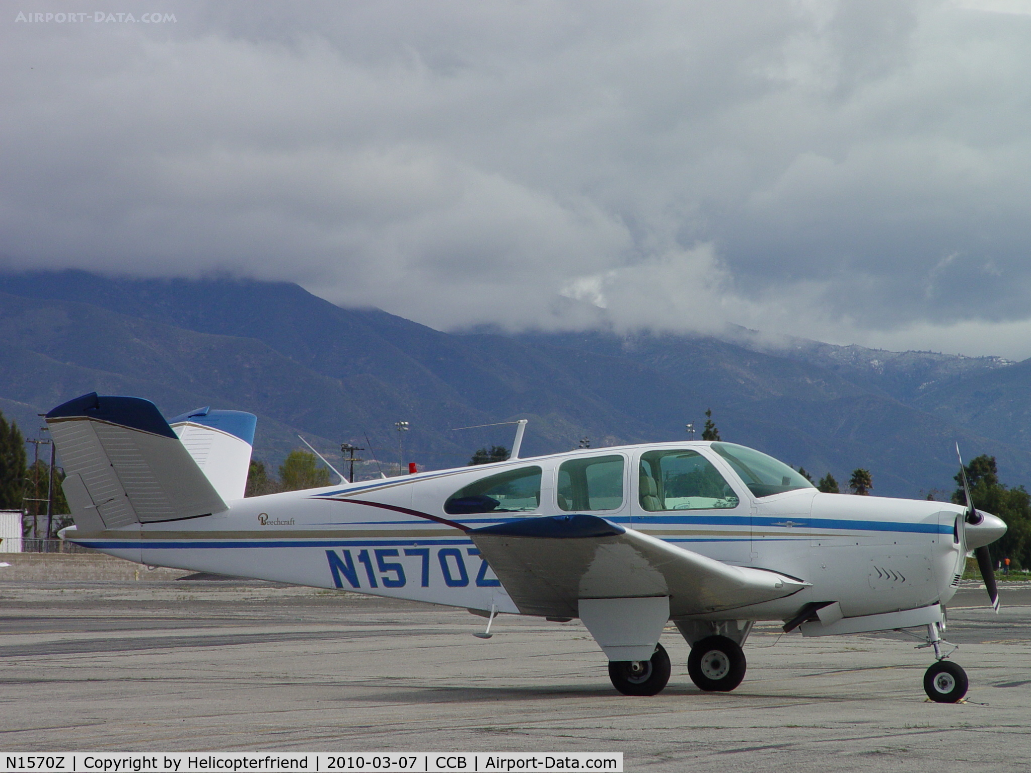 N1570Z, 1961 Beech P35 Bonanza C/N D-6872, Parked at Cable
