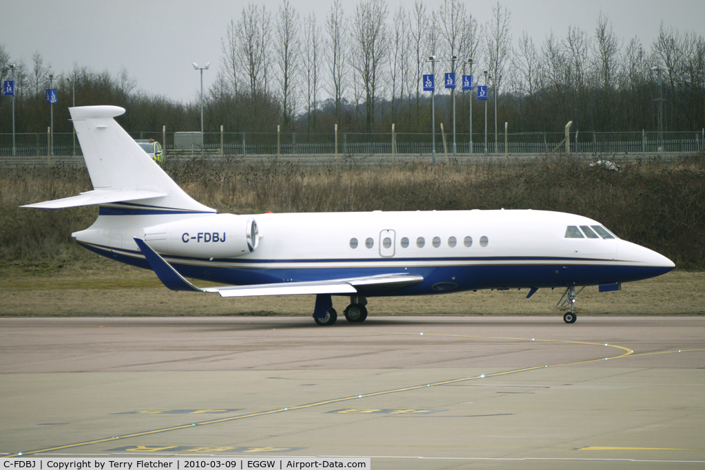 C-FDBJ, 2007 Dassault Falcon 2000EX C/N 145, Canadian Falcon 2000EX about to depart Luton for Montreal