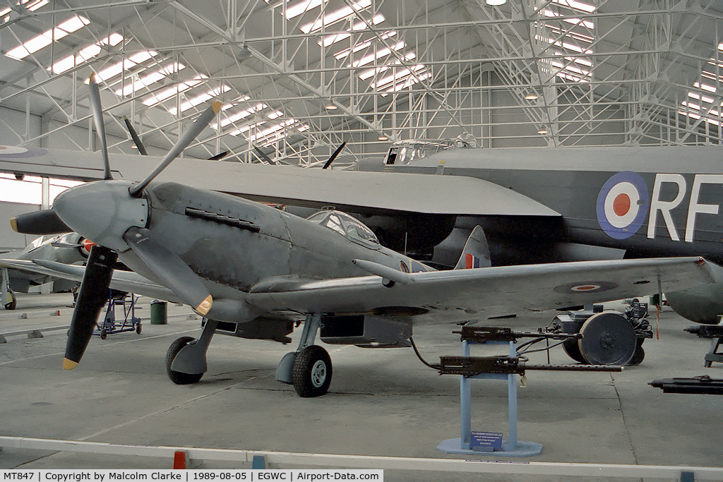 MT847, Supermarine 379 Spitfire FR.XIVe C/N 6S/643779, Supermarine 379 Spitfire FR14E at The aerospace Museum, RAF Cosford in 1989. Now in Manchester's Museum of Science and Industry.