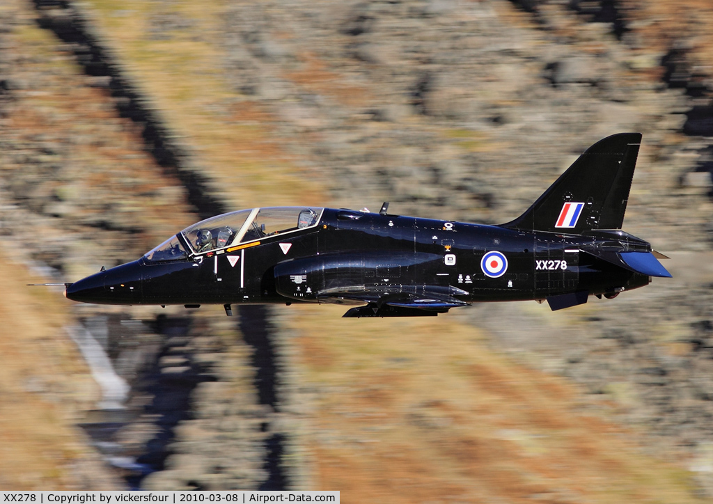 XX278, 1978 Hawker Siddeley Hawk T.1A C/N 103/312103, Royal Air Force. Operated by BAE at Warton. Dunmail Raise, Cumbria.