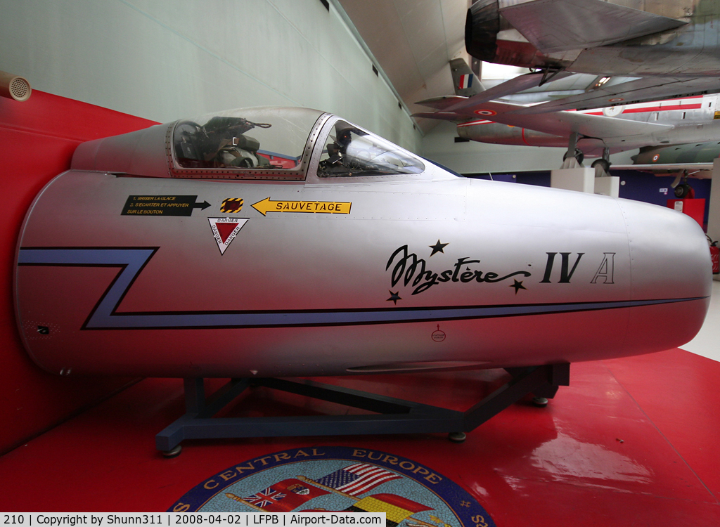 210, Dassault Mystere IVA C/N 210, Mystere IVA nose section preserved @ Le Bourget Museum