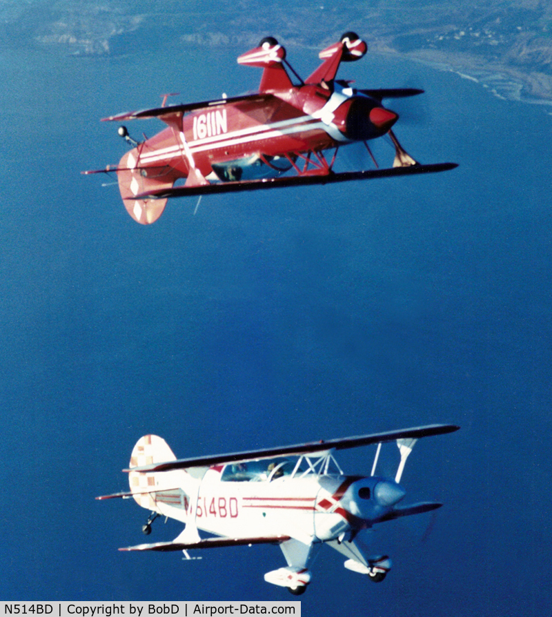 N514BD, 1995 Aviat Pitts S-2B Special C/N 5321, Edan (N514BD) and Marty (N1191) off Pt. Fermin.