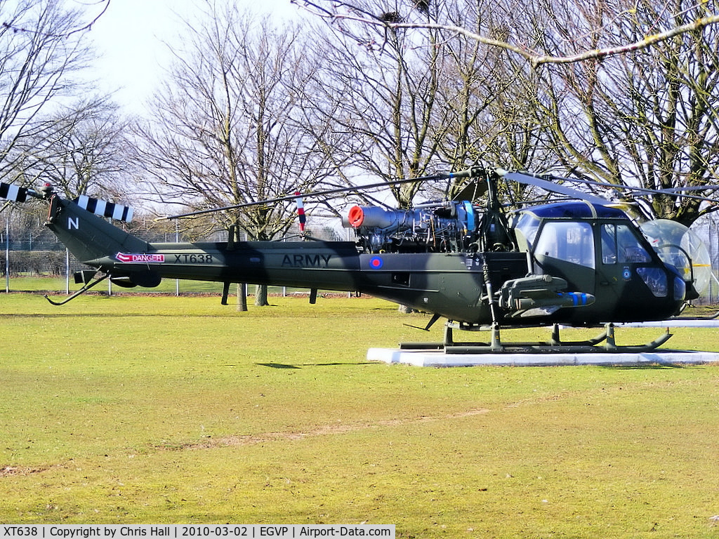 XT638, 1966 Westland Scout AH.1 C/N F9644, Westland Scout AH1 preserved as gate guard at Middle Wallop