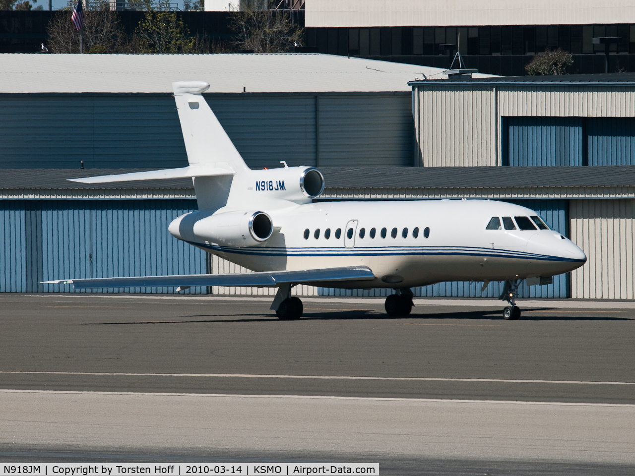 N918JM, 2008 Dassault Falcon 900EX C/N 199, N918JM taxiing
