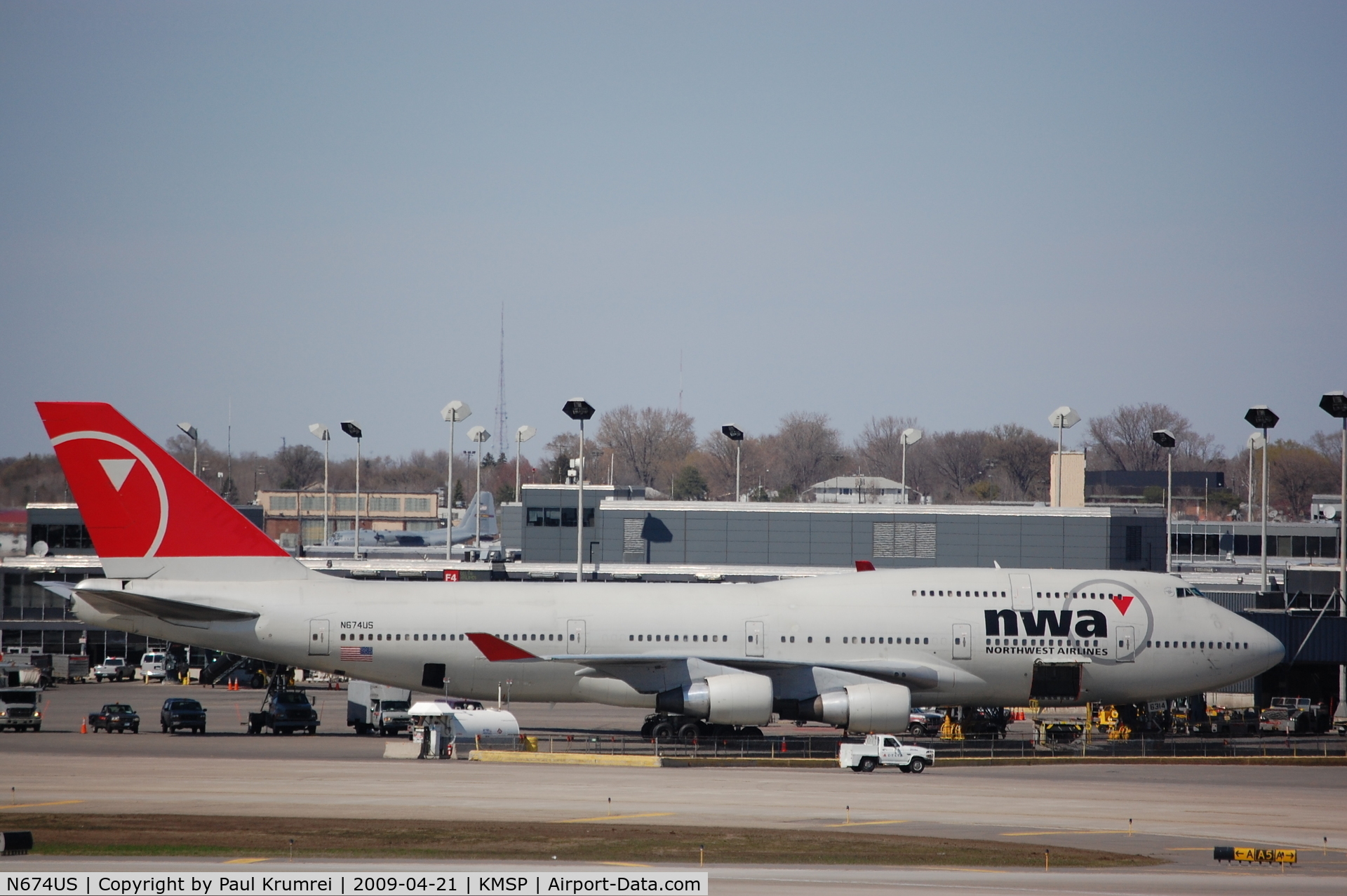 N674US, 1999 Boeing 747-451 C/N 30269, Minneapolis International Airport