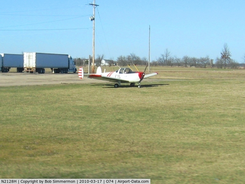 N2128H, 1946 Erco 415C Ercoupe C/N 2751, Parked near the restaurant at Mount Victory, Ohio