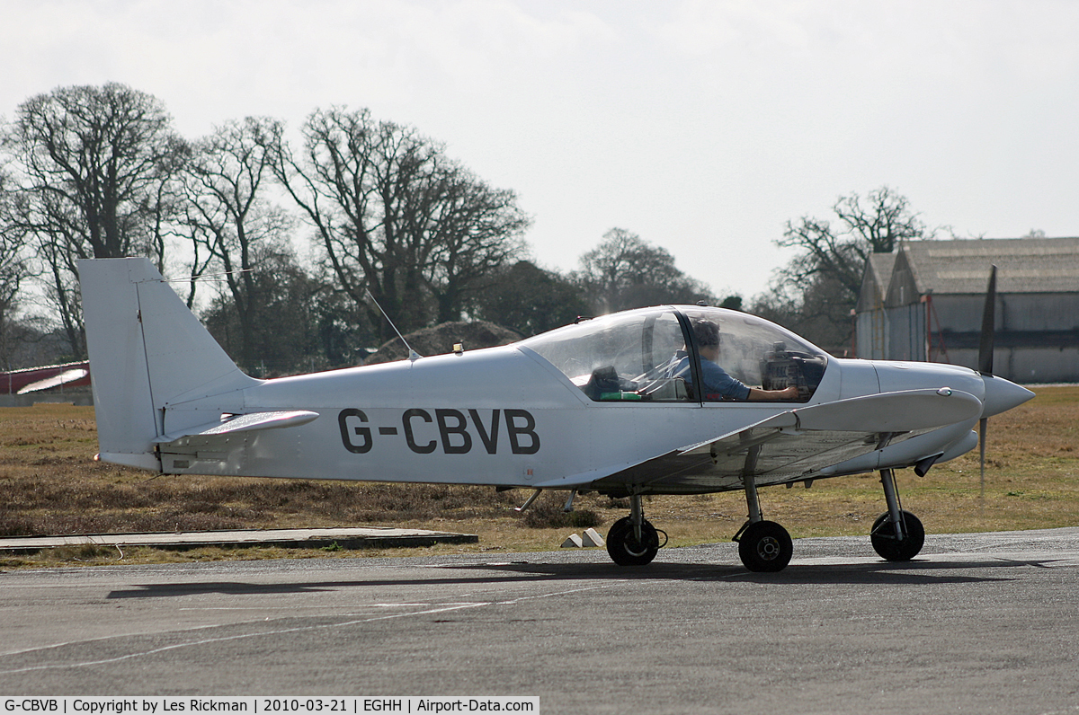 G-CBVB, 2002 Robin R-2120U Alpha C/N 365, Flying Club Robin