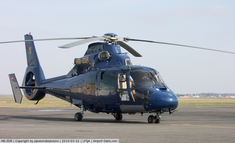 HB-ZDR, 2001 Eurocopter AS-365N-3 Dauphin 2 C/N 6584, Dauphin2 AS365N3 on teh Apron