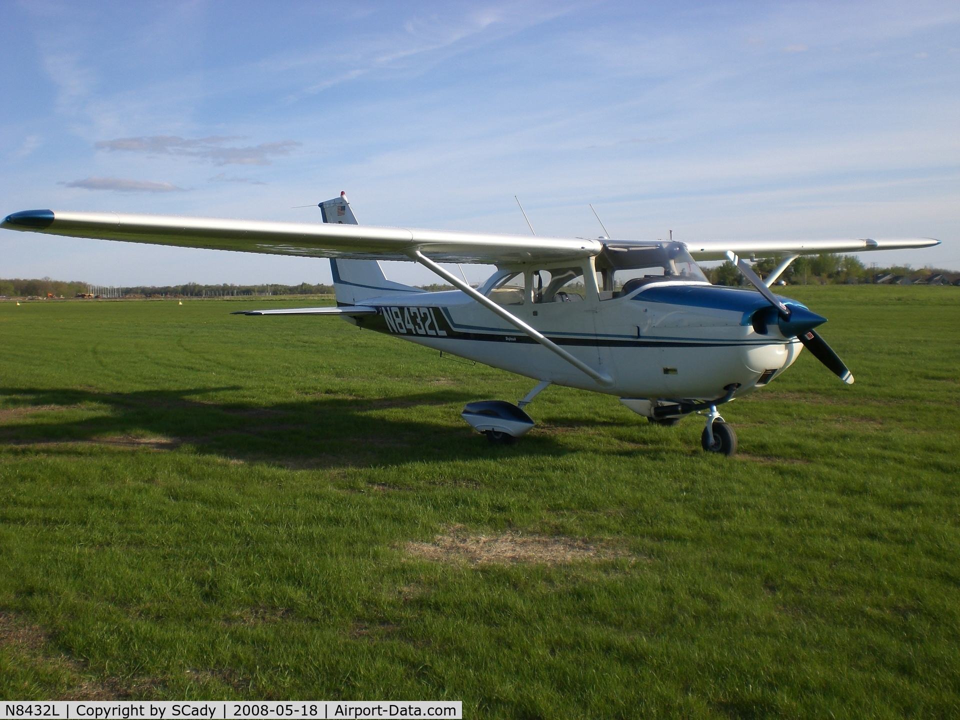 N8432L, 1968 Cessna 172I C/N 17256632, Forest Lake